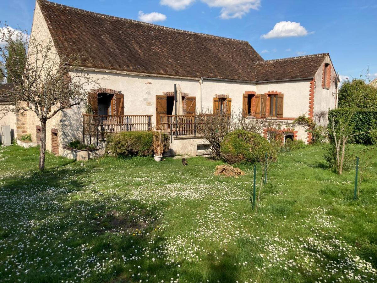 Вилла L Echappee Belle Chevannes  Экстерьер фото